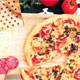 Рецепт пиццы с колбасой и сыром